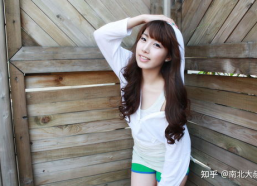 美女全屏高清壁纸,全屏高清美女壁纸精选
